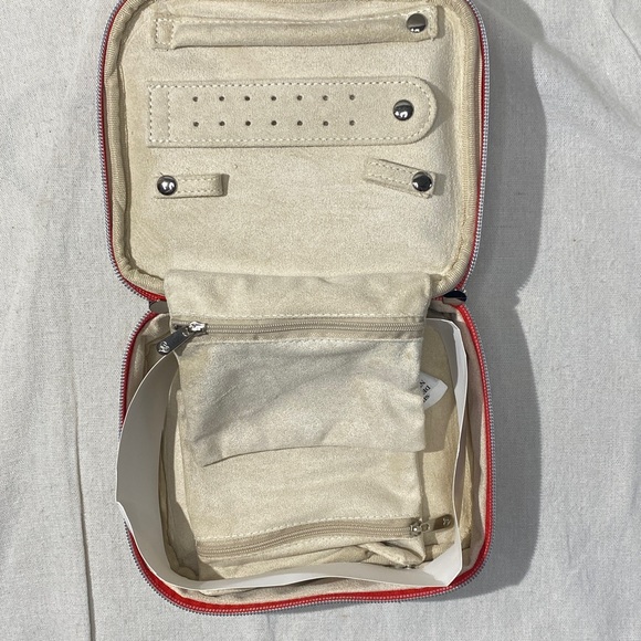 B1 - Brighton “Wild Love” Cosmetic/Jewelry Bag NWT! - Picture 4 of 7